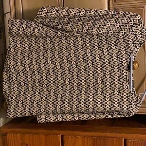 Black & white blouse